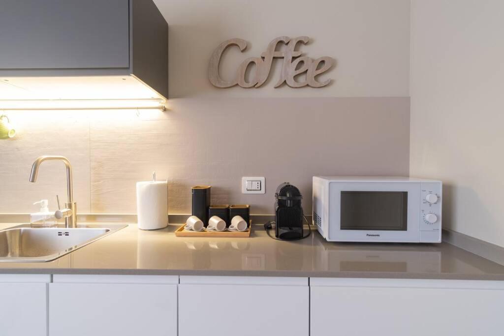 Apartment Rent Casa Almika De Miccolis 바리 외부 사진